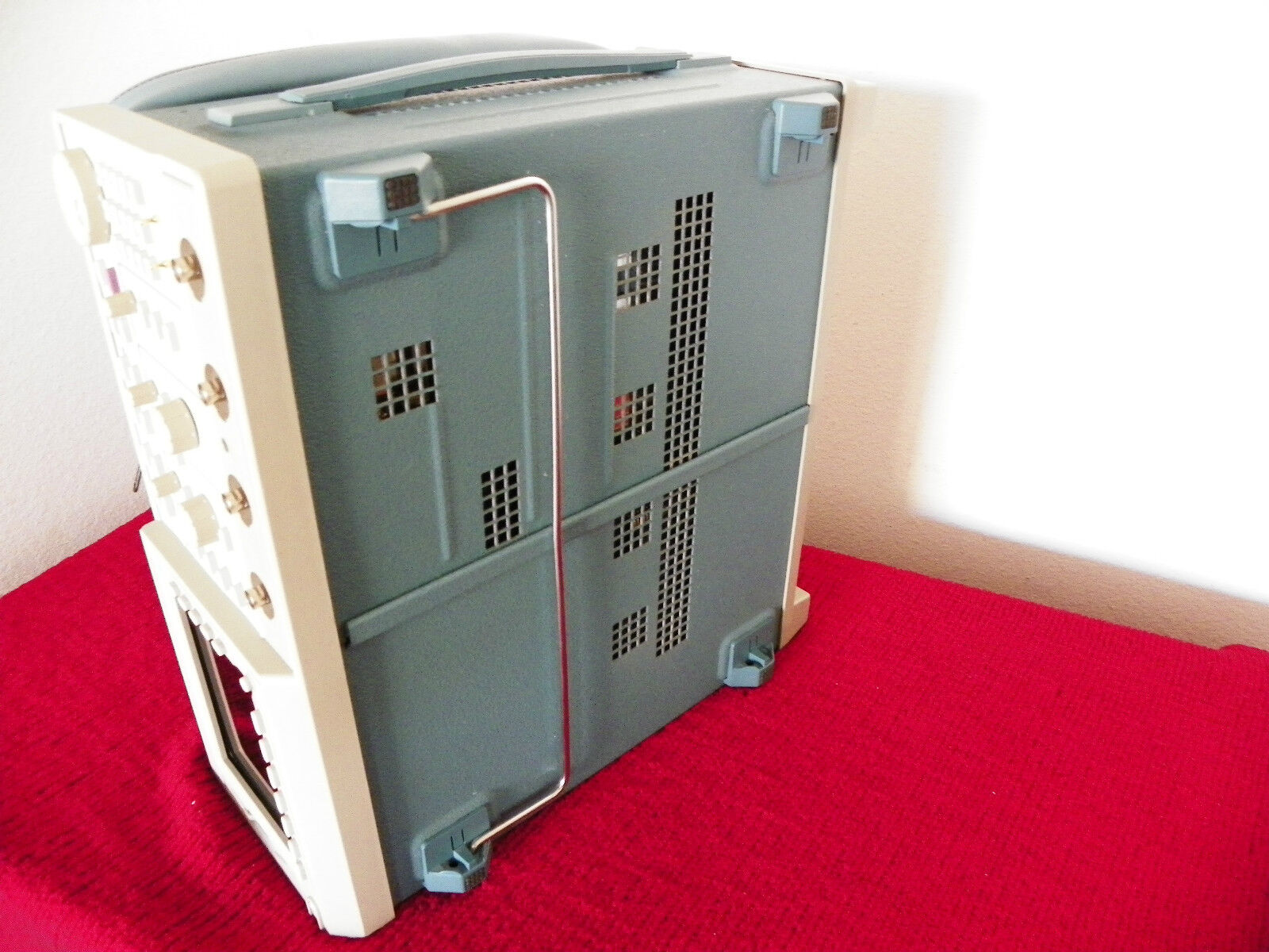 Tektronix TDS784D Opt 13/1F/HD/2C/2F/2M/3C/4C 1GHz 4GS/s Tektronix TDS784D Opt 13/1F/HD/2C/2F/2M/3C/4C 1GHz 4GS/s